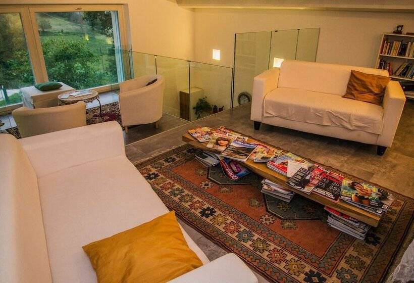 فندق ريفى Le Perelle Agriturismo