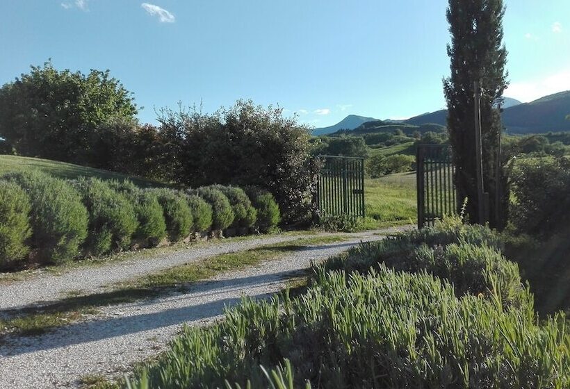 فندق ريفى Le Perelle Agriturismo