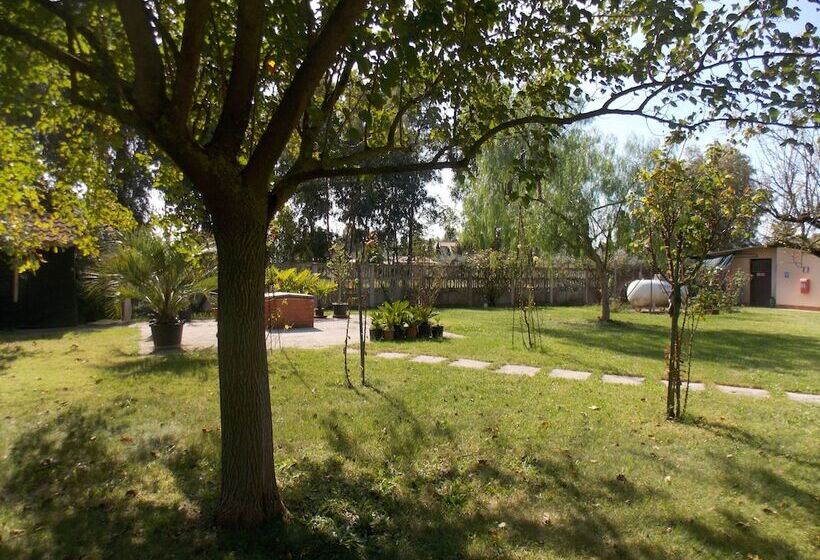 فندق فئة نجمة واحدة Villa Dei Butteri   Aprilia