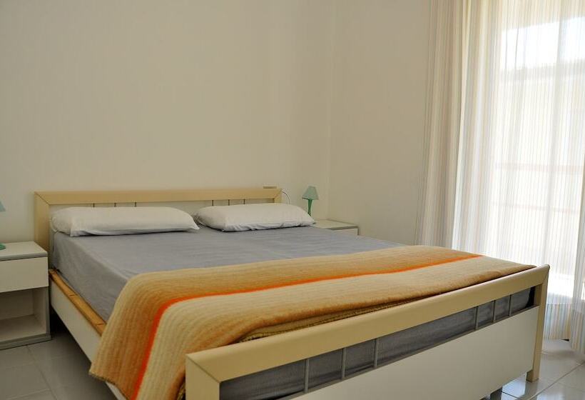 اقامتگاه Condominio Tucano