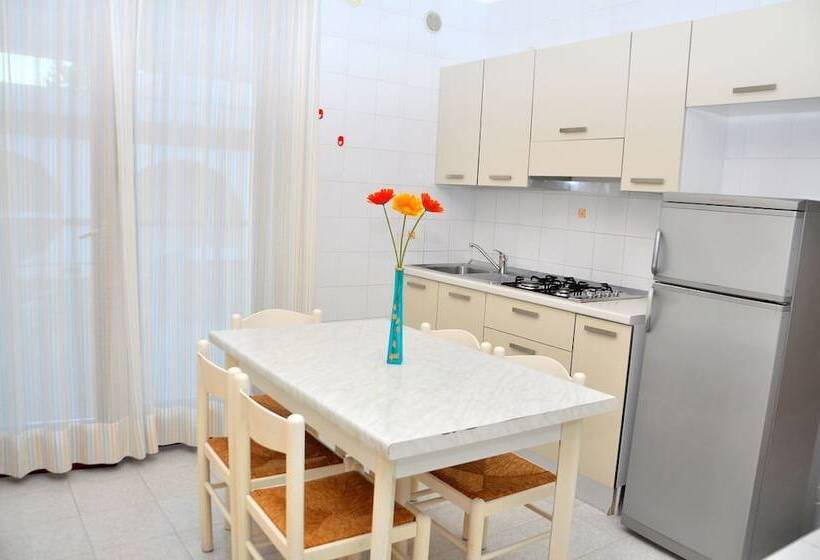اقامتگاه Condominio Tucano