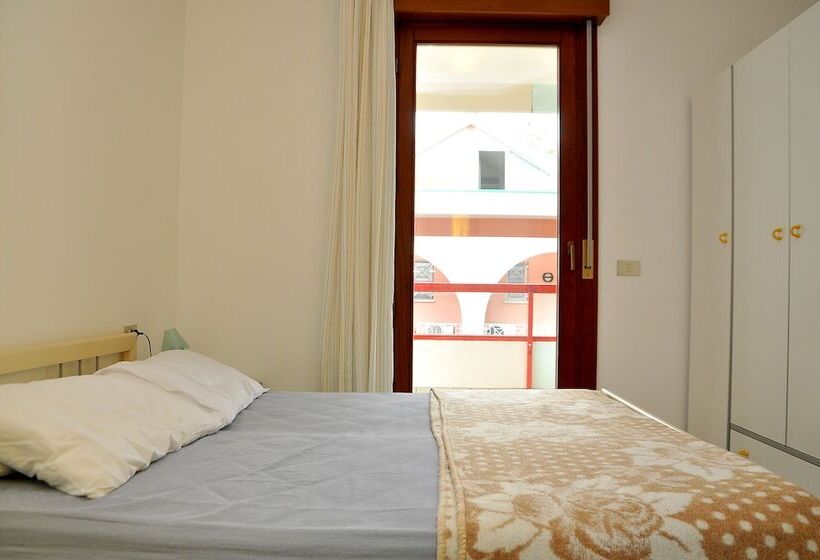 اقامتگاه Condominio Tucano