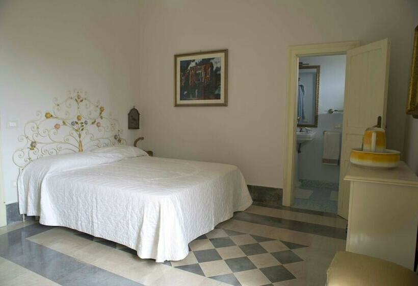 تختخواب و صبحانه Garibaldi 15