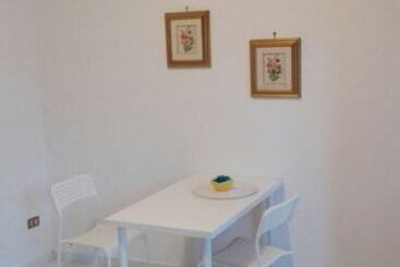 تختخواب و صبحانه A Casa Di Etti