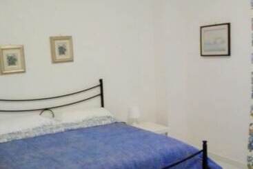 تختخواب و صبحانه A Casa Di Etti