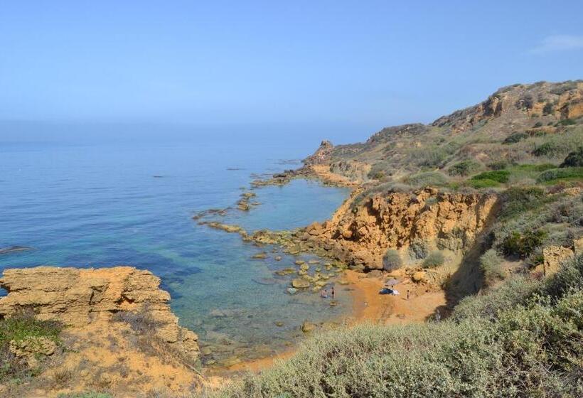 تختخواب و صبحانه Cala Arenella Near Spiaggia Foggia