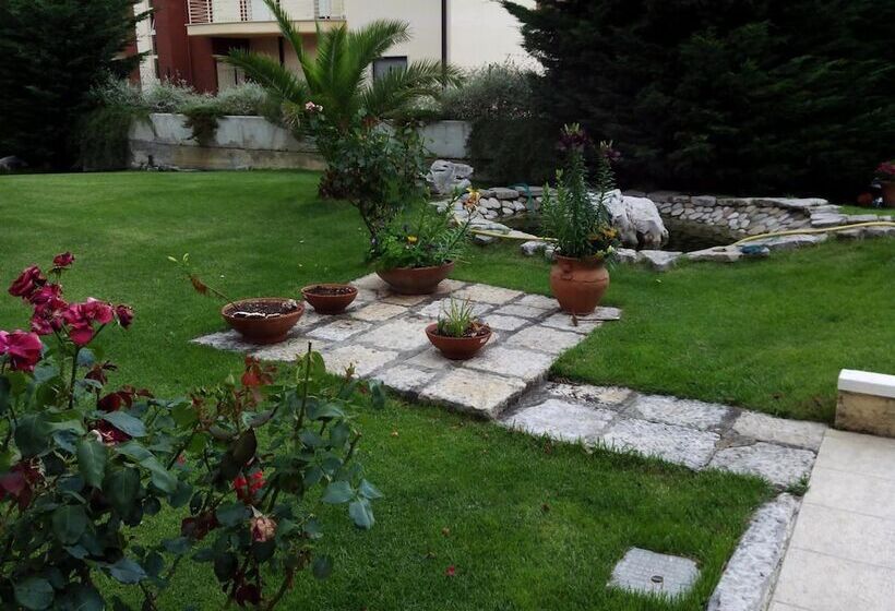 تختخواب و صبحانه I Gelsomini