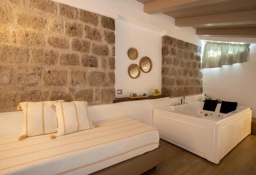 تختخواب و صبحانه La Chiaja Art&relais
