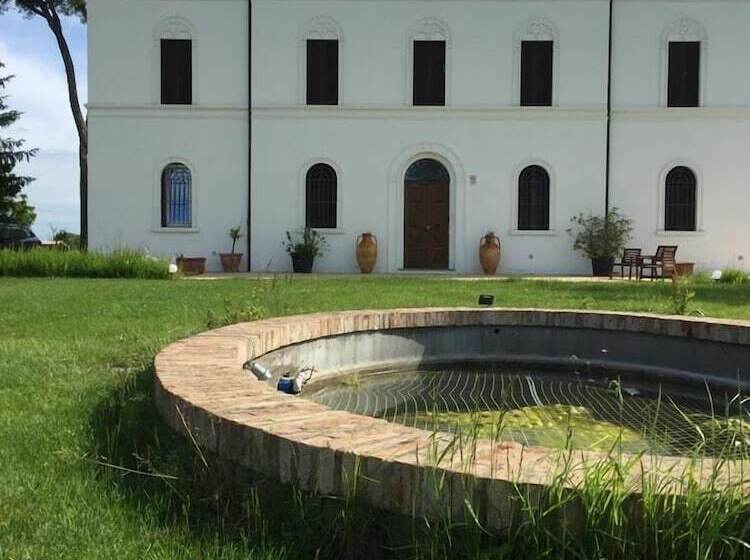 تختخواب و صبحانه Villa Archi