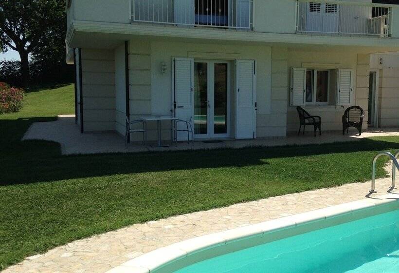 مبيت وإفطار Villa Casula