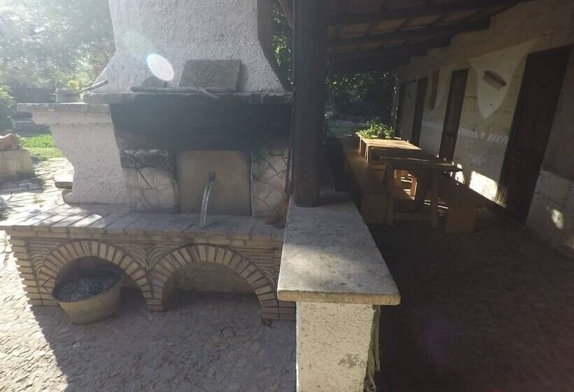 فندق ريفى Agriturismo Masseria Piutri
