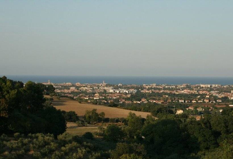 هتل روستایی Agriturismo Monte Giove