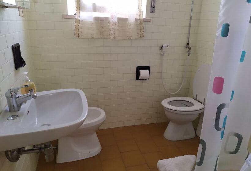 بنسيون A Casa Tua
