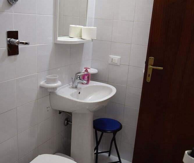 פנסיון Turillo Home