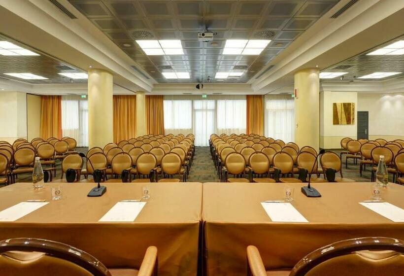 Fh55 Grand Hotel Mediterraneo