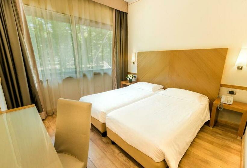 Fotos del hotel Fh55 Grand Hotel Mediterraneo:  74