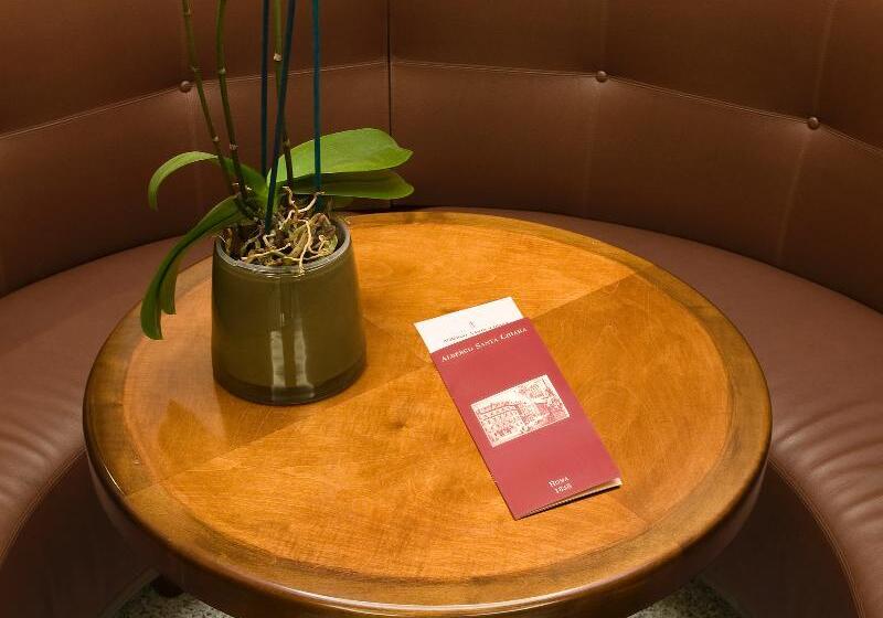 Fotos del hotel Albergo Santa Chiara:  11