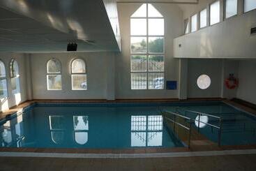 هتل Balneario De Alicún De Las Torres