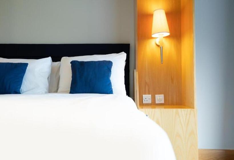 The Bolton Stadium Hotel, A Member Of Radisson Individuals