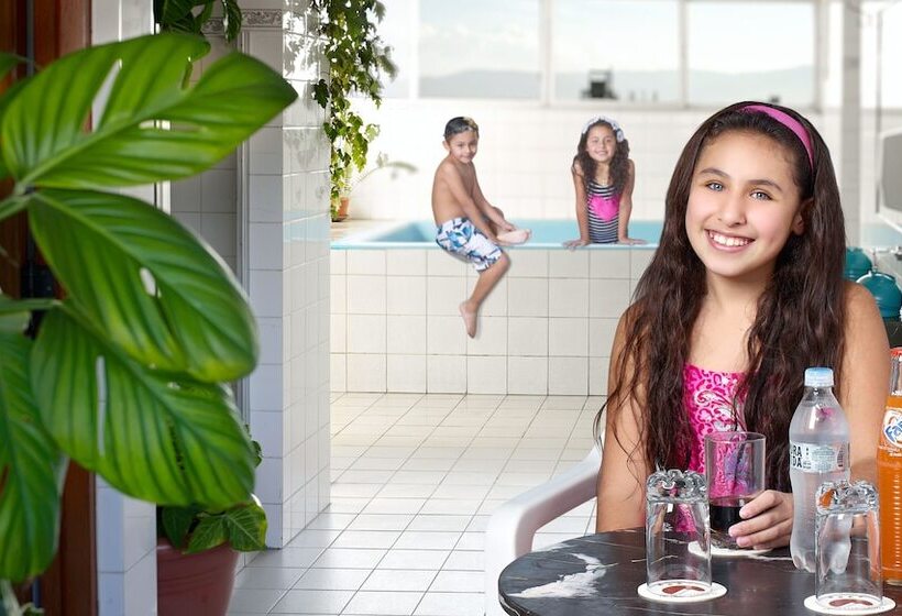 هتل Cesar S Plaza