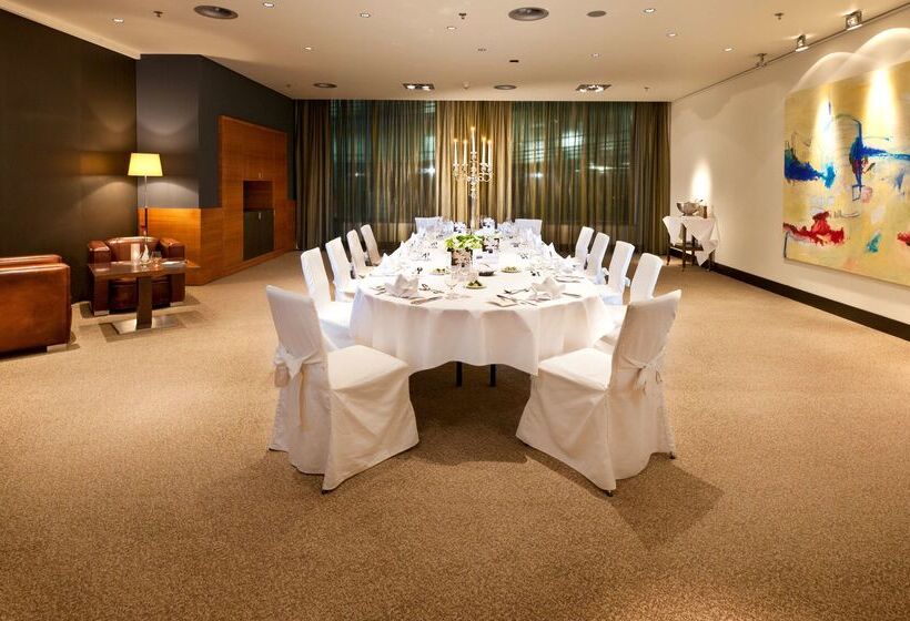 Dorint Hotel Am Heumarkt Köln