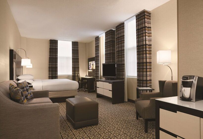 هتل Doubletree By Hilton  Bostondowntown