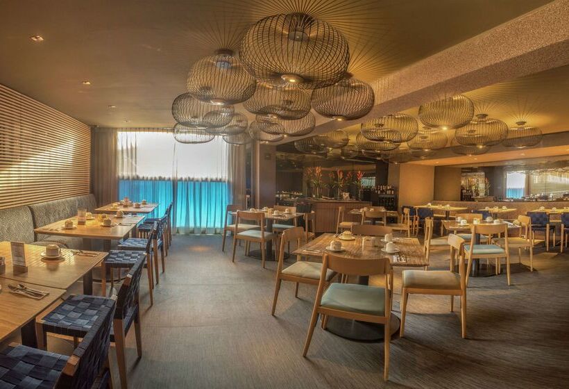 فندق Doubletree By Hilton Iquitos