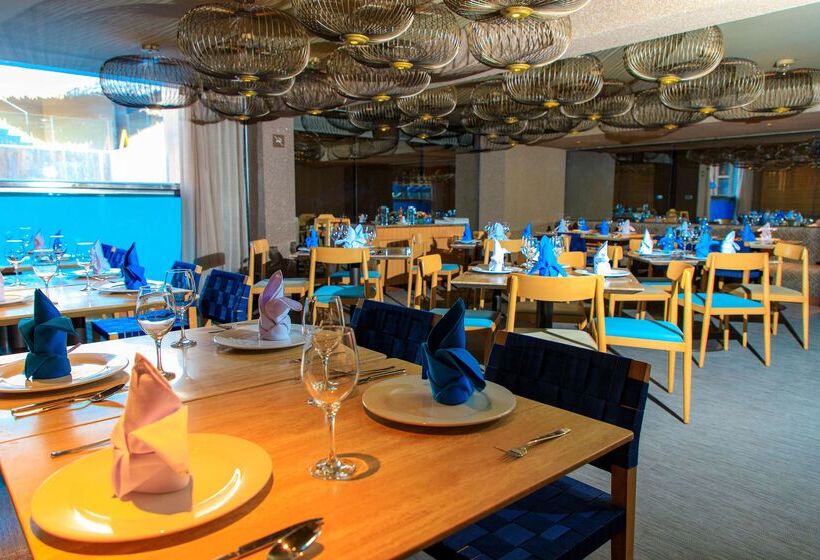 فندق Doubletree By Hilton Iquitos