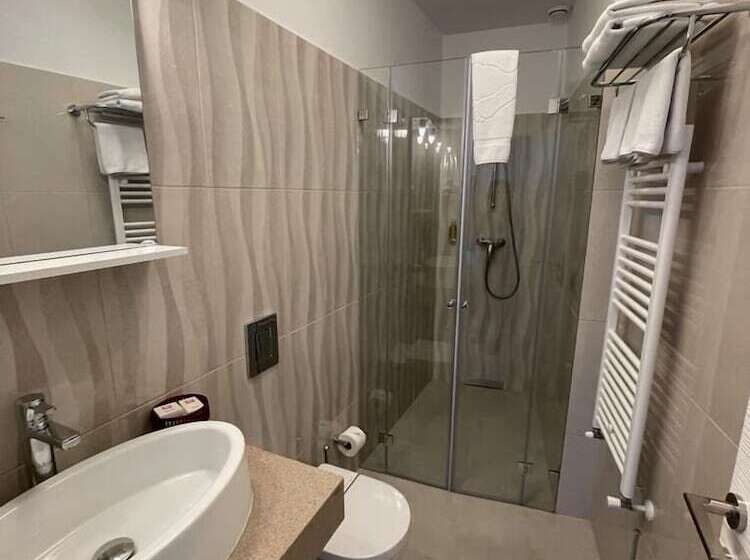 Fotos del hotel Duke Romana:  11