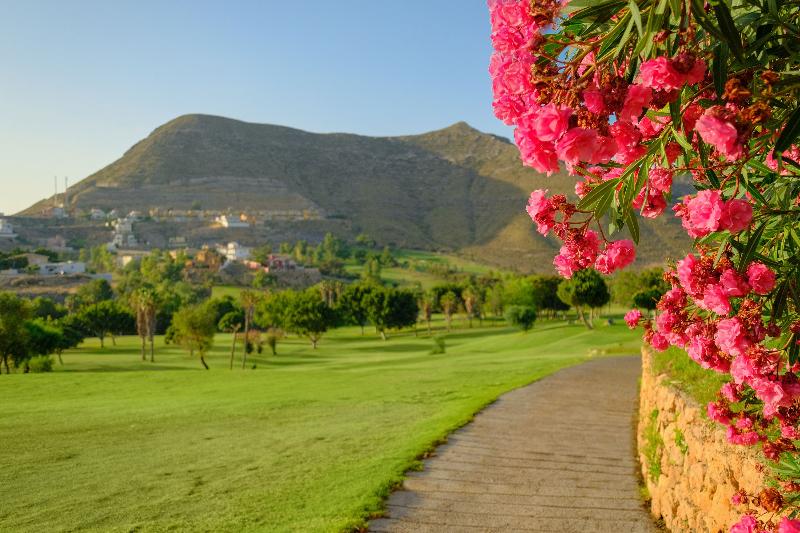 هتل Envia Almeria Spa & Golf