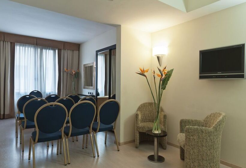 Fotos del hotel Fh55 Grand Hotel Mediterraneo:  8