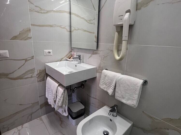 Fotos del hotel Garda:  4