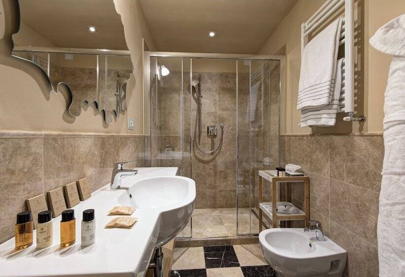 Fotos del hotel Grand Hotel Cavour:  8