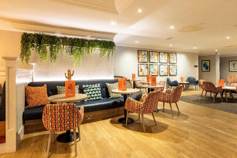 هتل Holiday Inn   Glasgow Airport, An Ihg