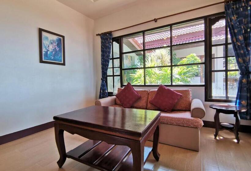 酒店 Holiday Villa, Lanta