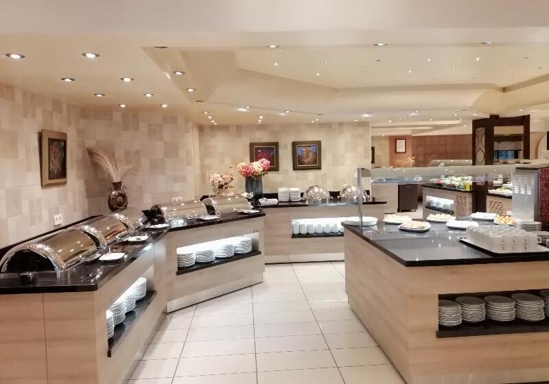 Iris Hotel & Spa