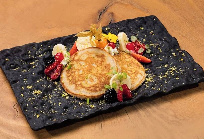 Le Meridien Ra Beach Hotel And Spa