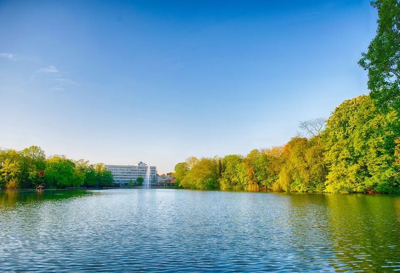 هتل Leonardo Royal  Koeln  Am Stadtwald