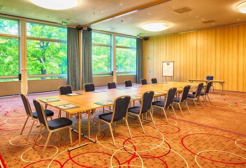 Fotos del hotel Leonardo Royal  Köln  Am Stadtwald:  12