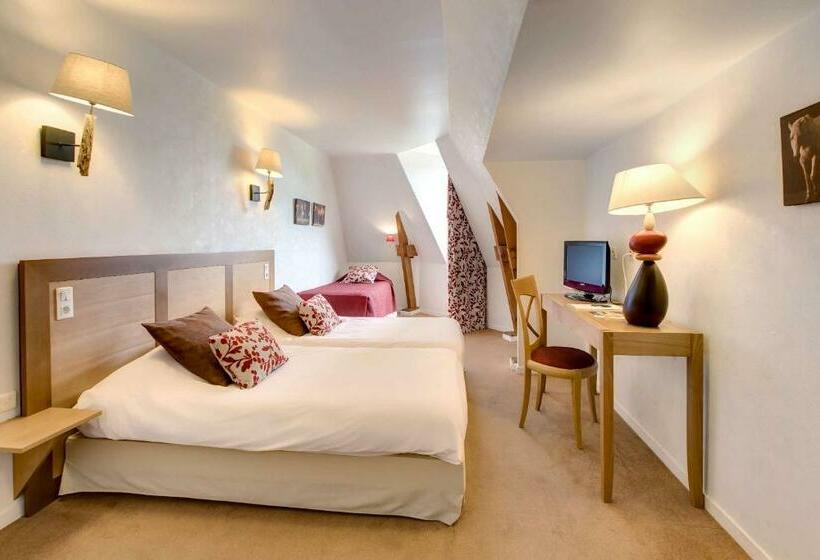 هتل Les Ormes Domaine Et Resort