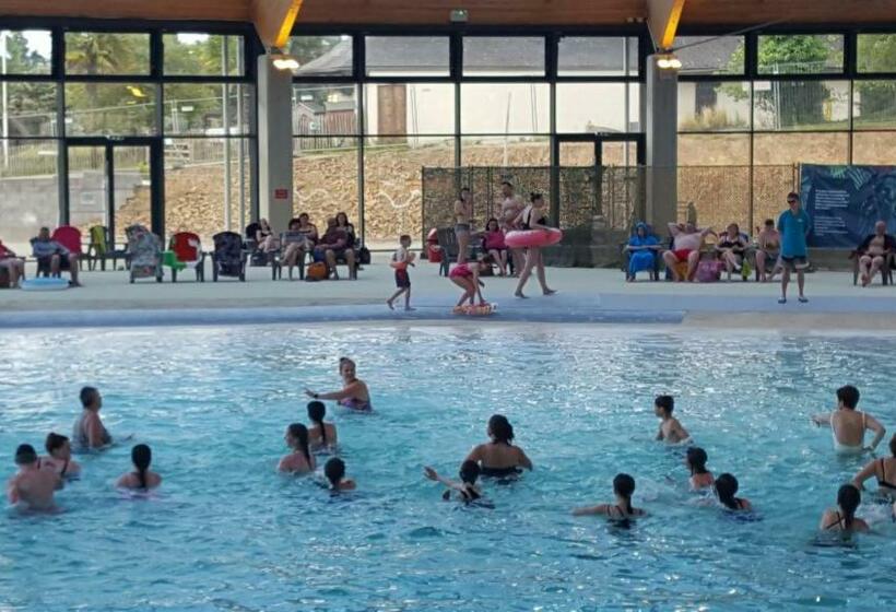 هتل Les Ormes Domaine Et Resort