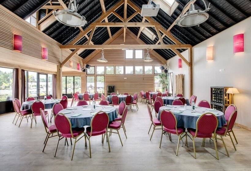 هتل Les Ormes Domaine Et Resort