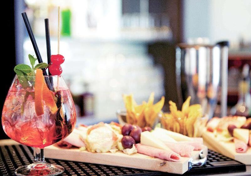 Fotos del hotel Mercure Roma Piazza Bologna:  115