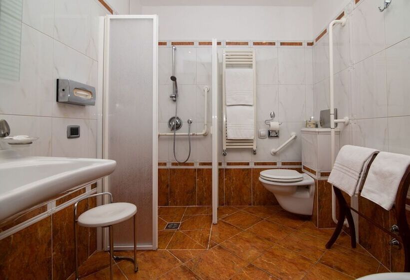 Fotos del hotel Millenn:  24