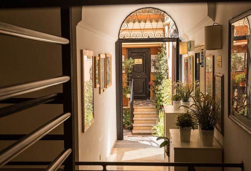 Fotos del hotel Modigliani:  17