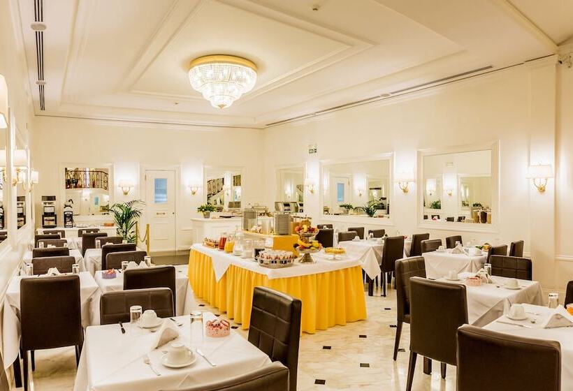 Fotos del hotel Modigliani:  4