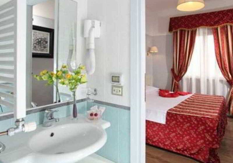 Fotos del hotel Modigliani:  13