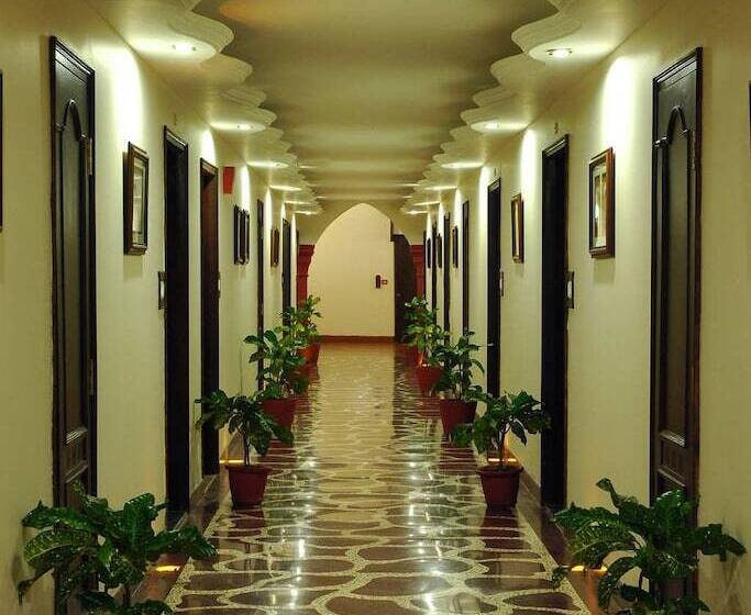 هتل Noor Us Sabah Palace