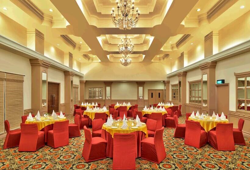 Hotel Park Regis Jaipur