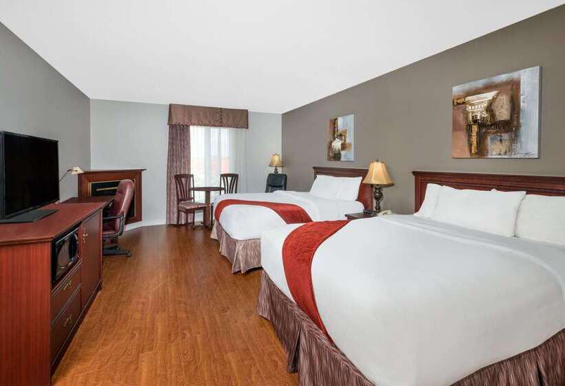 Отель Ramada Plaza By Wyndham Gatineau/manoir Du Casino